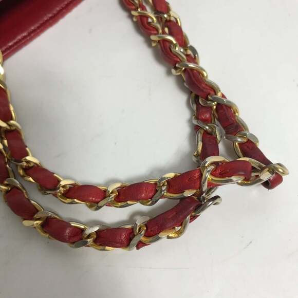 CHANEL Vintage Shoulder Bag - Picture 7 of 12